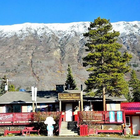 Spirit Lake Lodge Whitehorse Exterior foto