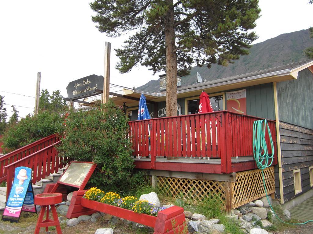 Spirit Lake Lodge Whitehorse Exterior foto